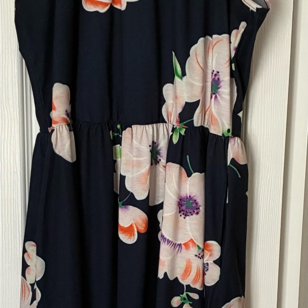 Floral Woman’s Dress - Navy and Pink